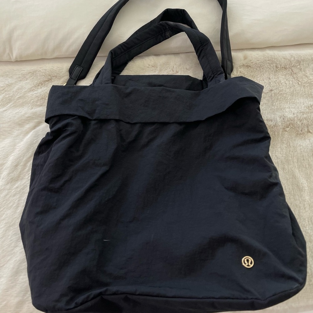 lululemon athletica Black Fold-Top Tote with Shoulder Strap